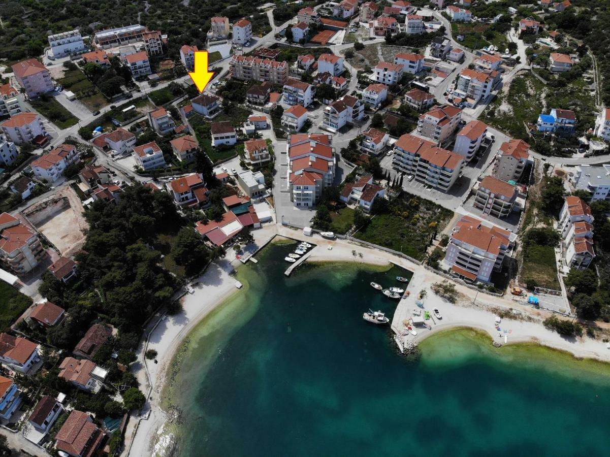Apartamento Flora Trogir Exterior foto